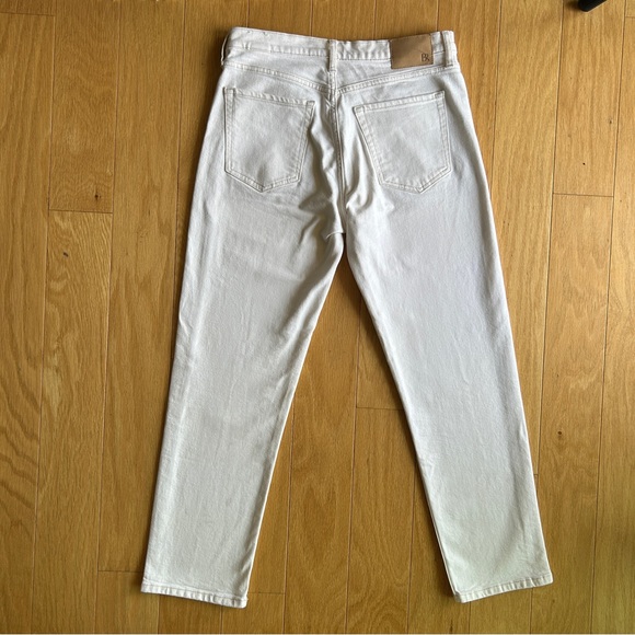 Banana Republic The Straight Jean Optic White Button Fly High Waist Excellent 28 - Picture 4 of 8